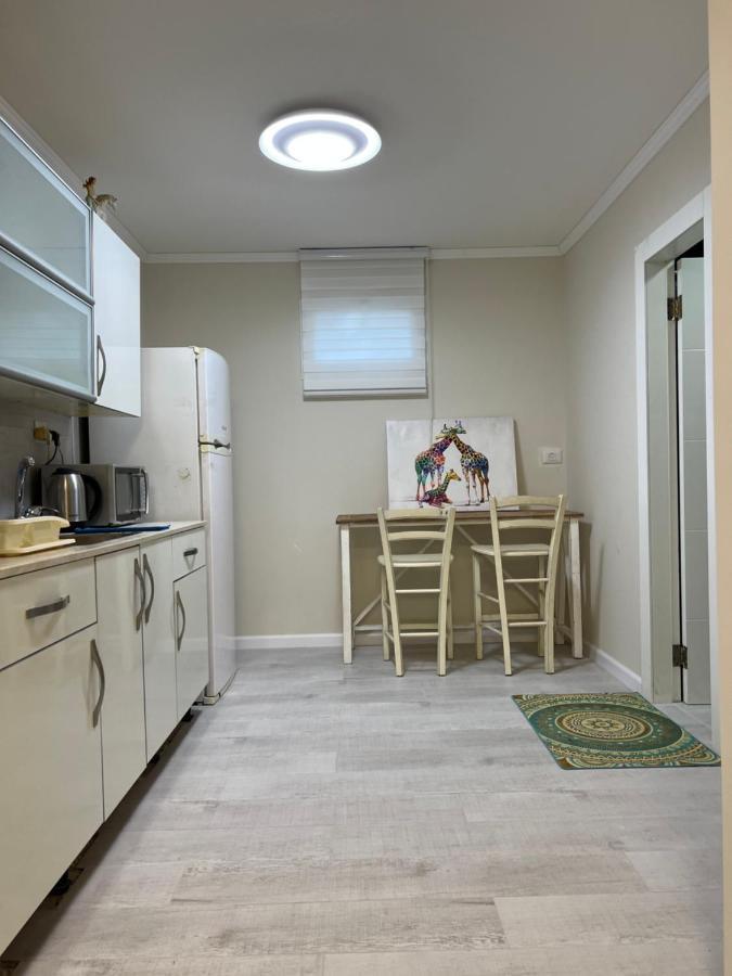 ניב ברוזמרין Apartment Eilat Bagian luar foto